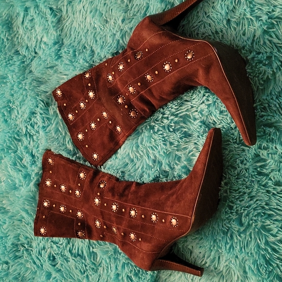 ANTONIO MELANI Shoes - Antonio Melani heeled boots